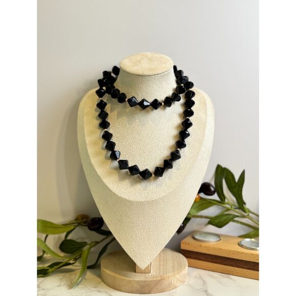 Vintage Faceted Black Glass Beaded Necklace - Picture 2 of 5